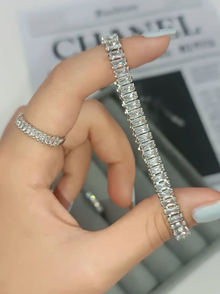 TENNIS DIAMOND BRACELET