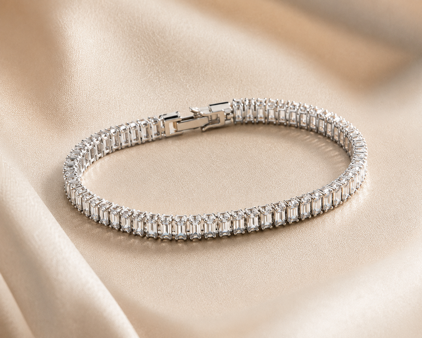 TENNIS DIAMOND BRACELET