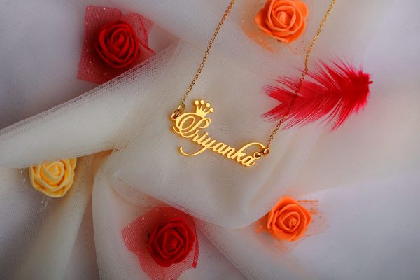 Crown Design Candlescript Customized Name Pendant