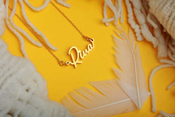 Cursive Curved Design Customized Name Pendant